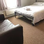 7 Double Bedroom Portsmouth House