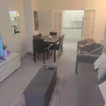 Modern 2 Bed House Sleeps 6