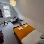 Inn By The Sea, Portsmouth, Parking Ev 22Kw Available