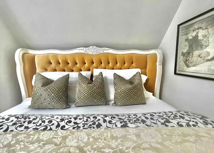 Southsea\'S Central Loft