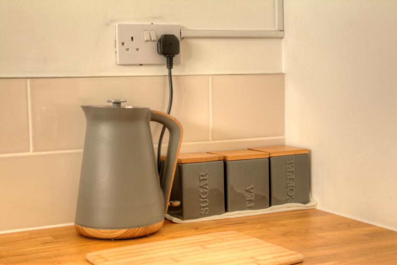 Apartment Pass The Keys Shore To Please - Sea Views And Front Modern 1bed Apt With Sofabed Portsmouth