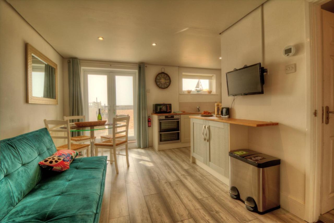 Pass The Keys Shore To Please - Sea Views And Front Modern 1bed Apt With Sofabed Apartment *