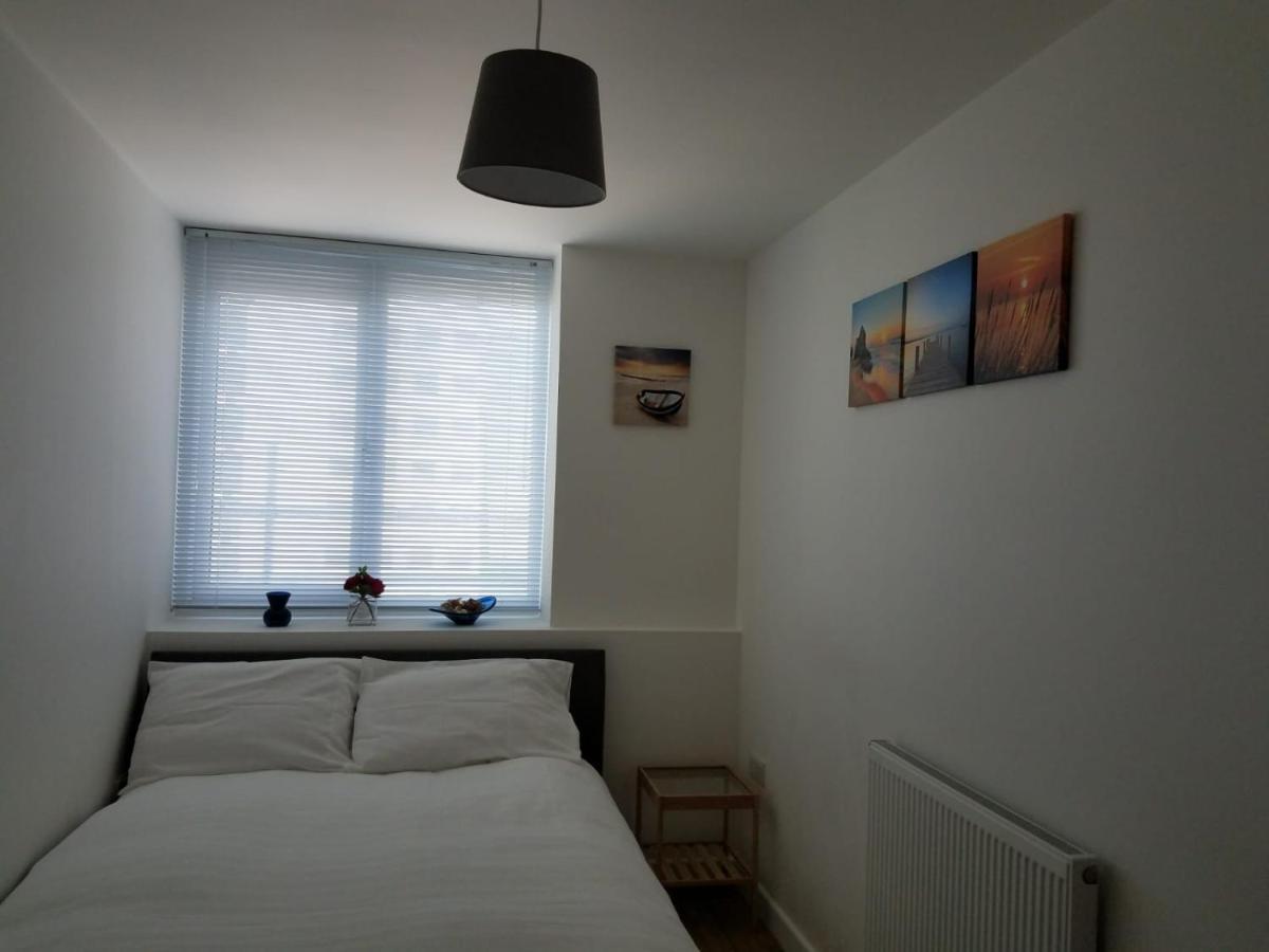 Enterprise House Next To & Southsea Train Station * Portsmouth