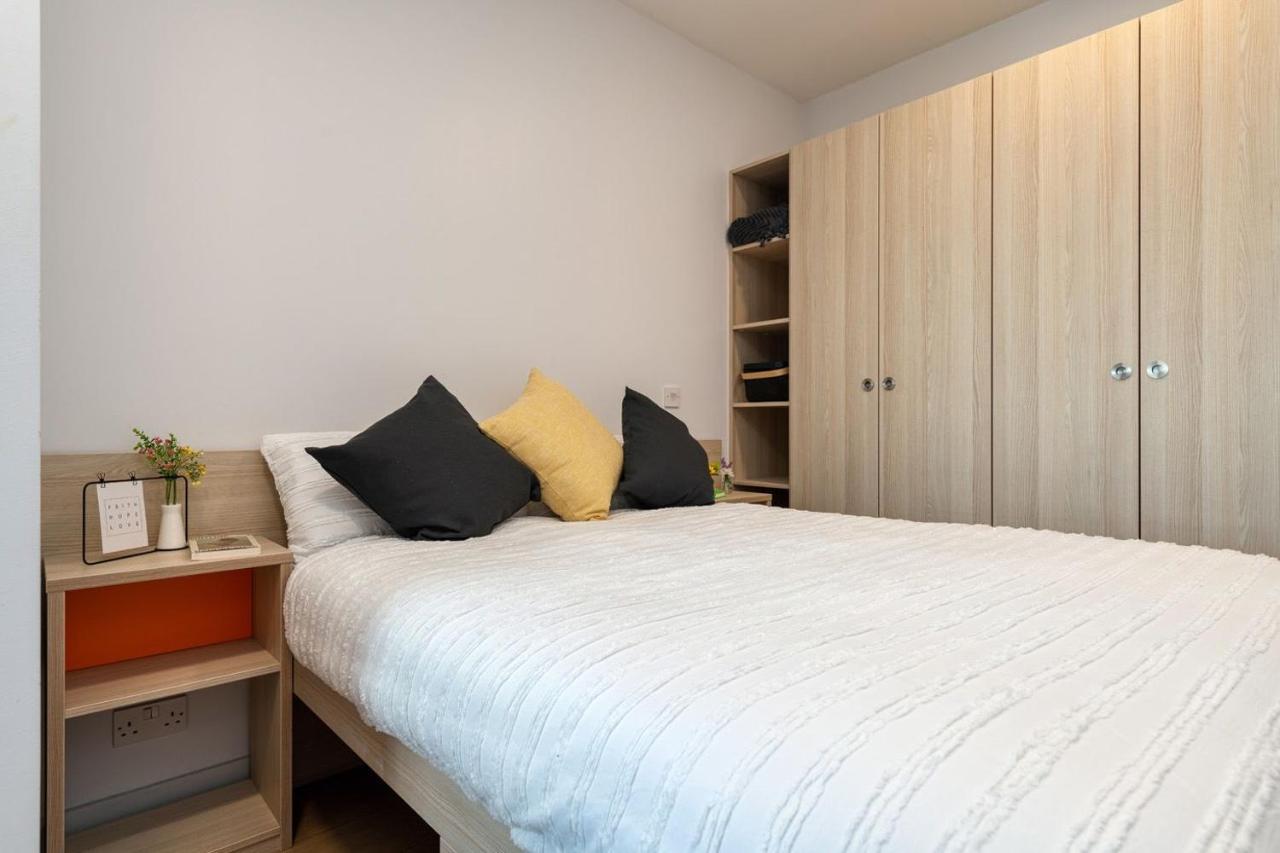 Apartment For Students Only Middle Street In *