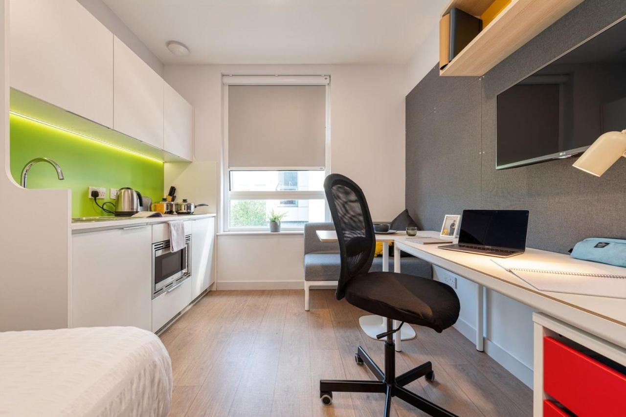 Apartment For Students Only Middle Street In *