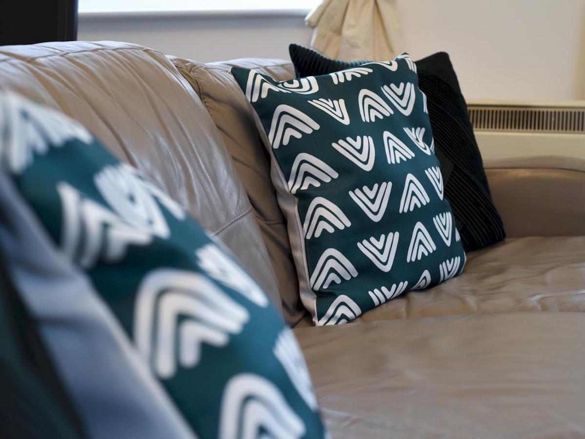 Apartment Pass The Keys Free Off Road Parking Moments From The Seafront *