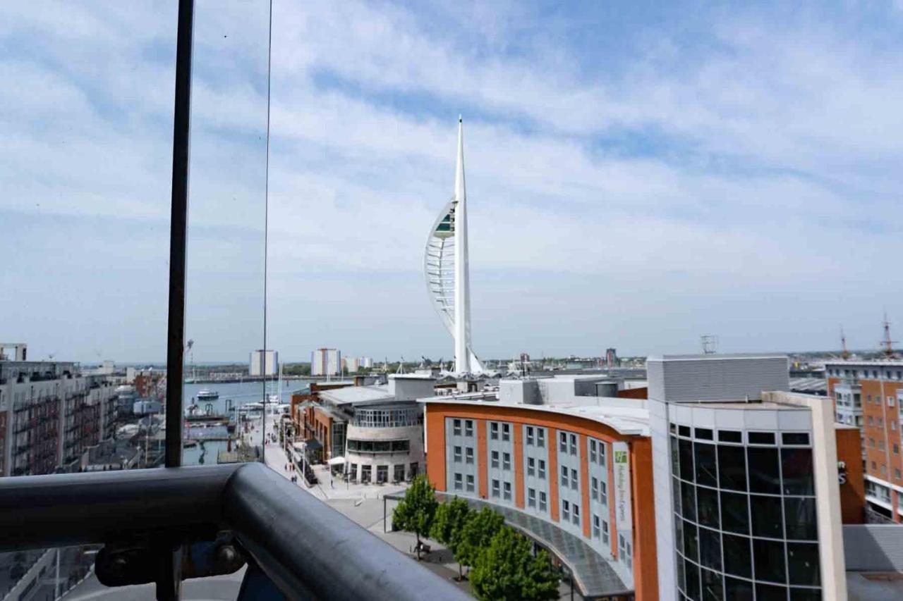 Luxury 3 Bedroom 3 Bathroom Balcony - Gunwharf Quays Apartment *
