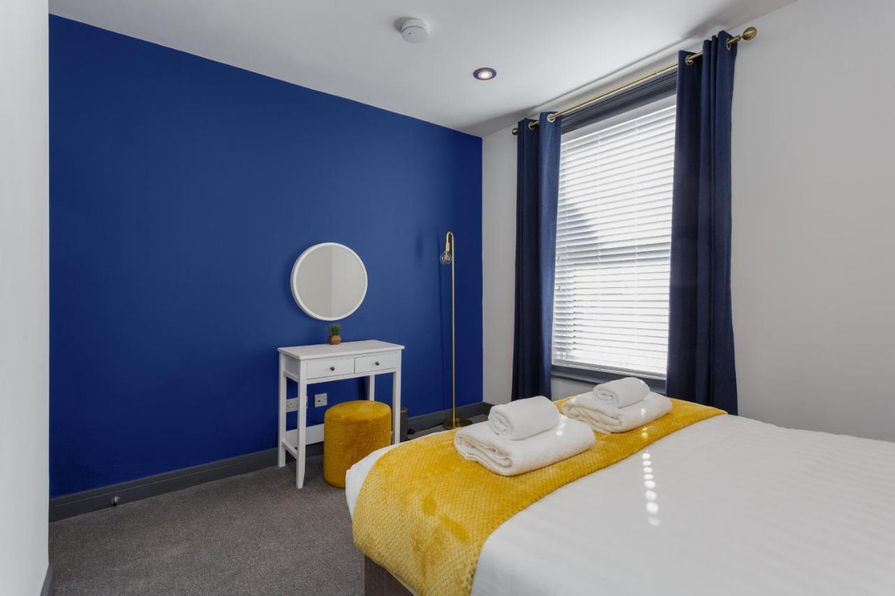 Methuen Mews: Beachside Townhouse In Holiday home
