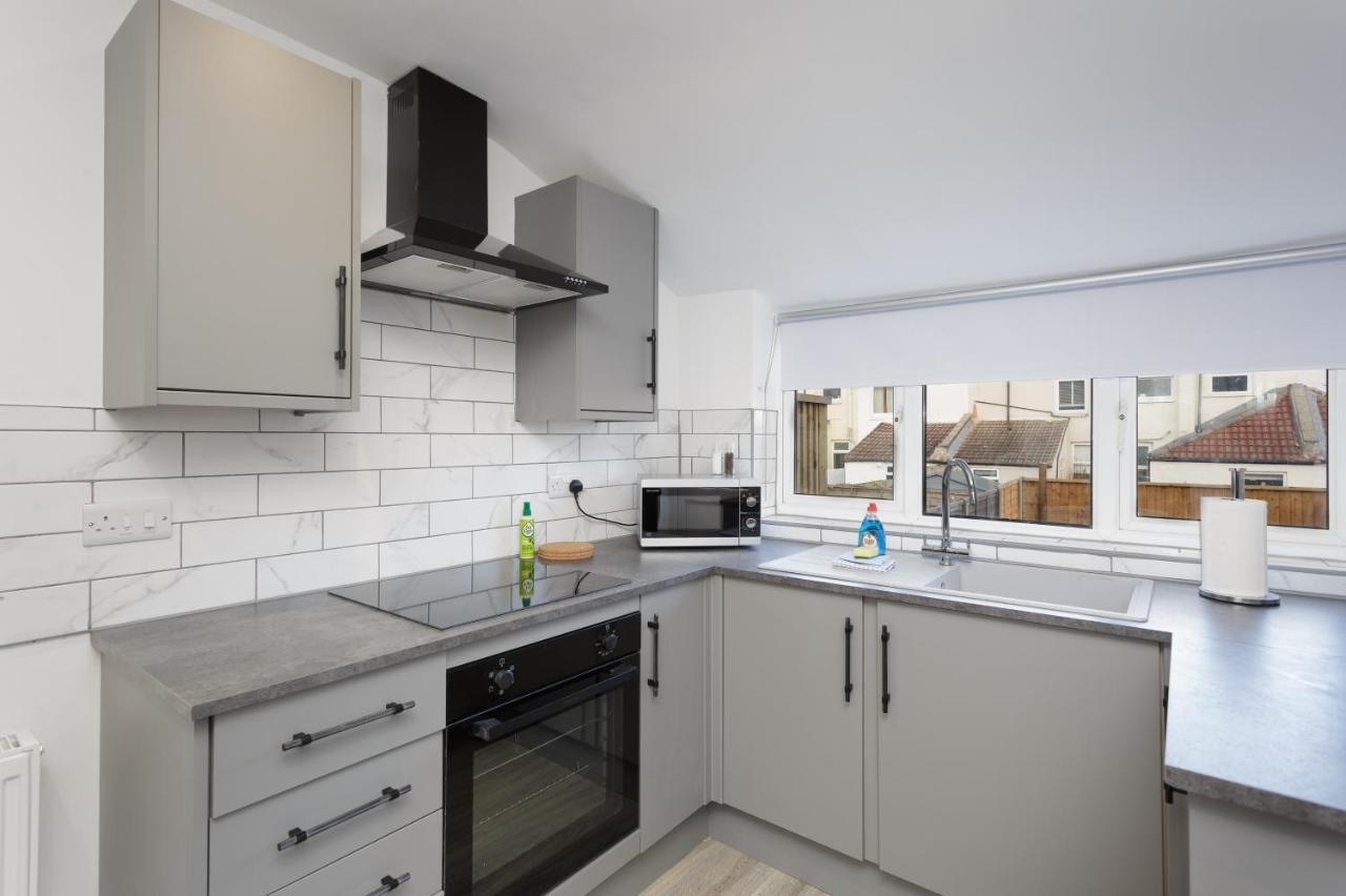 Methuen Mews: Beachside Townhouse In Portsmouth