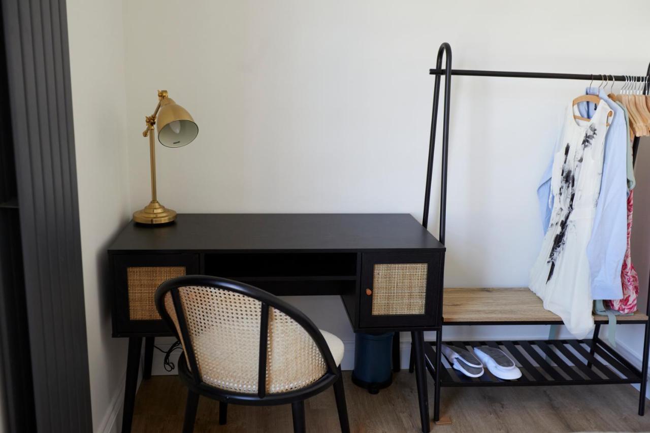Cosy & Bright With Backyard In Southsea Portsmouth