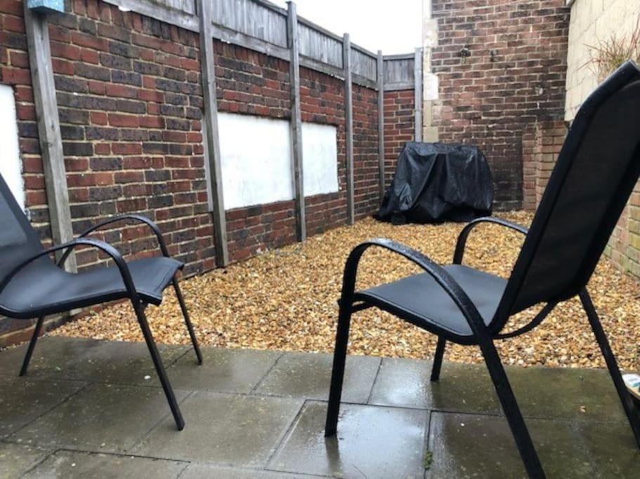 7 Double Bedroom House Apartment *