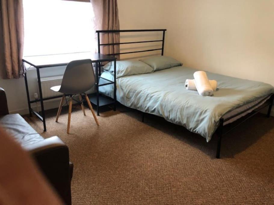 7 Double Bedroom House