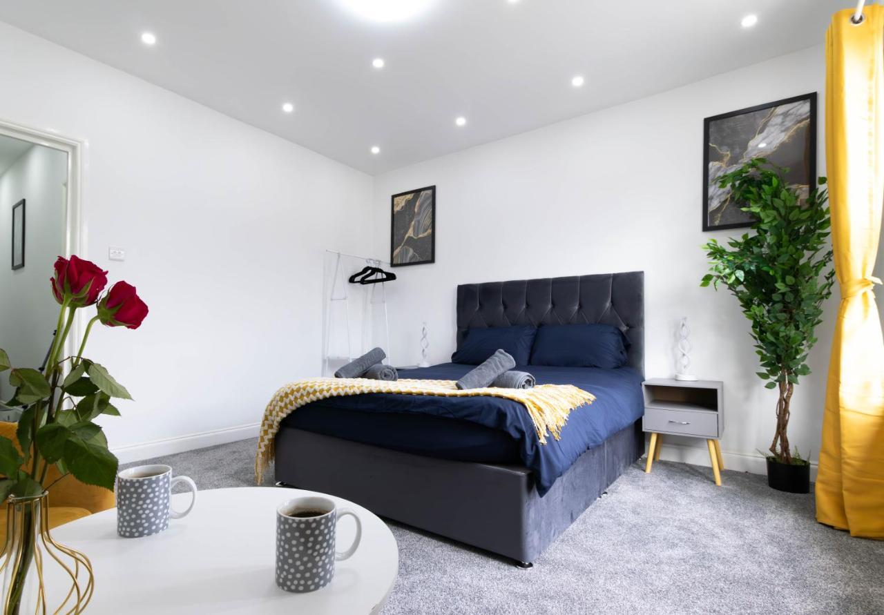 Open Mind - 6 Luxury Bedrooms With Free Parking