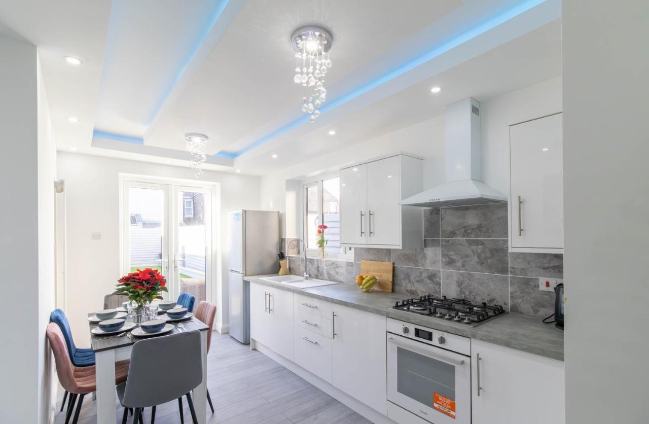 Open Mind - 6 Luxury Bedrooms With Free Parking *