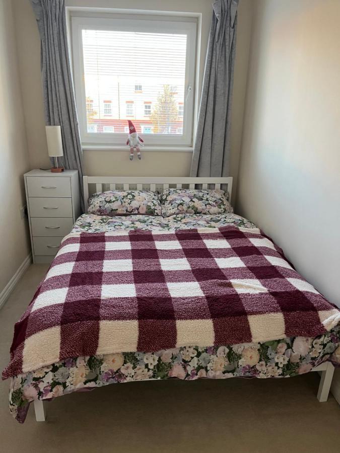 Cosy Two Bedrooms Flat Suitable For A Short Trip Apartment Portsmouth