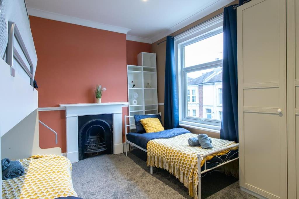Open Mind - Hot Tub, 5 Bedroom & Free Parking Apartamento *