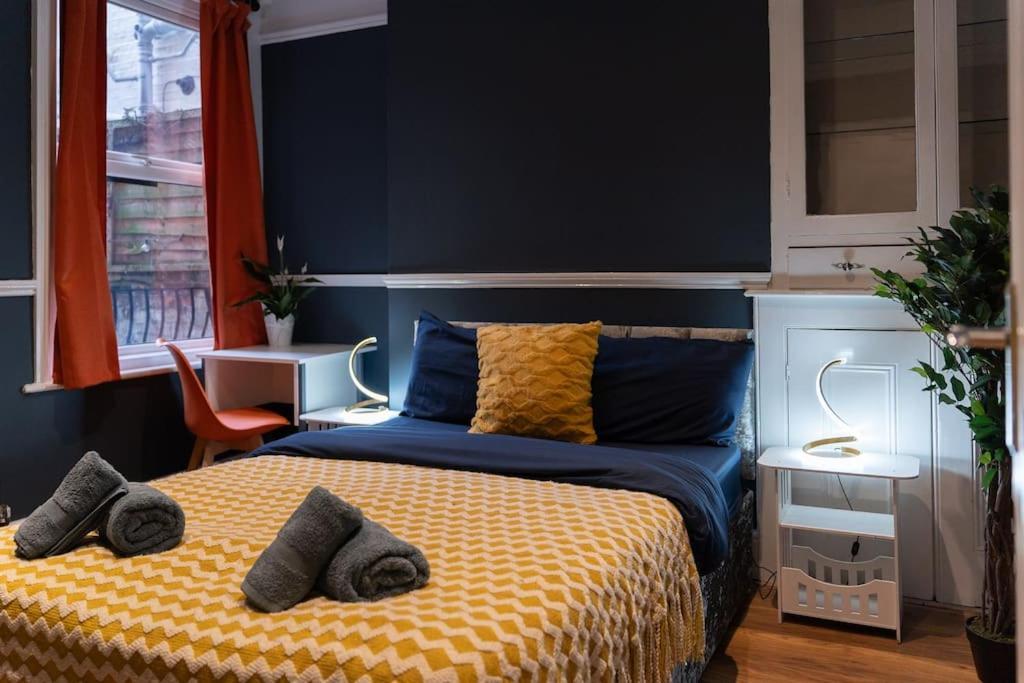 Apartamento Open Mind - Hot Tub, 5 Bedroom & Free Parking Portsmouth