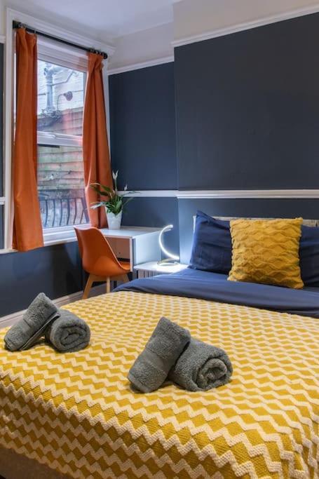 Apartamento Open Mind - Hot Tub, 5 Bedroom & Free Parking
