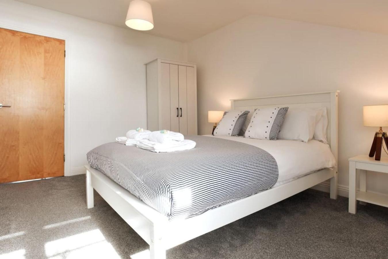 Air Maison - Seafront Flat Private - Roof Terrace With Parking Holiday home Portsmouth