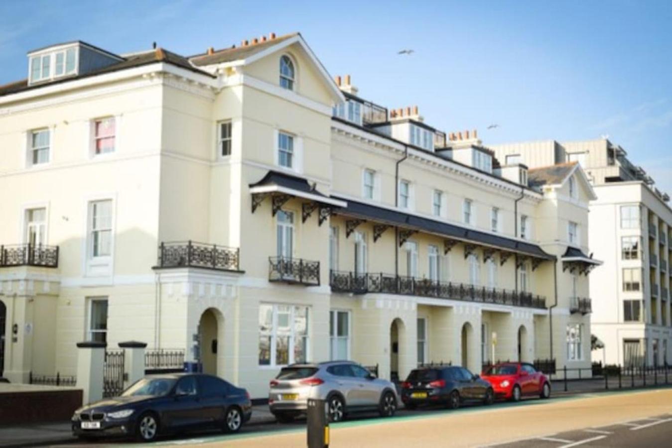 Air Maison - Seafront Flat Private - Roof Terrace With Parking Holiday home