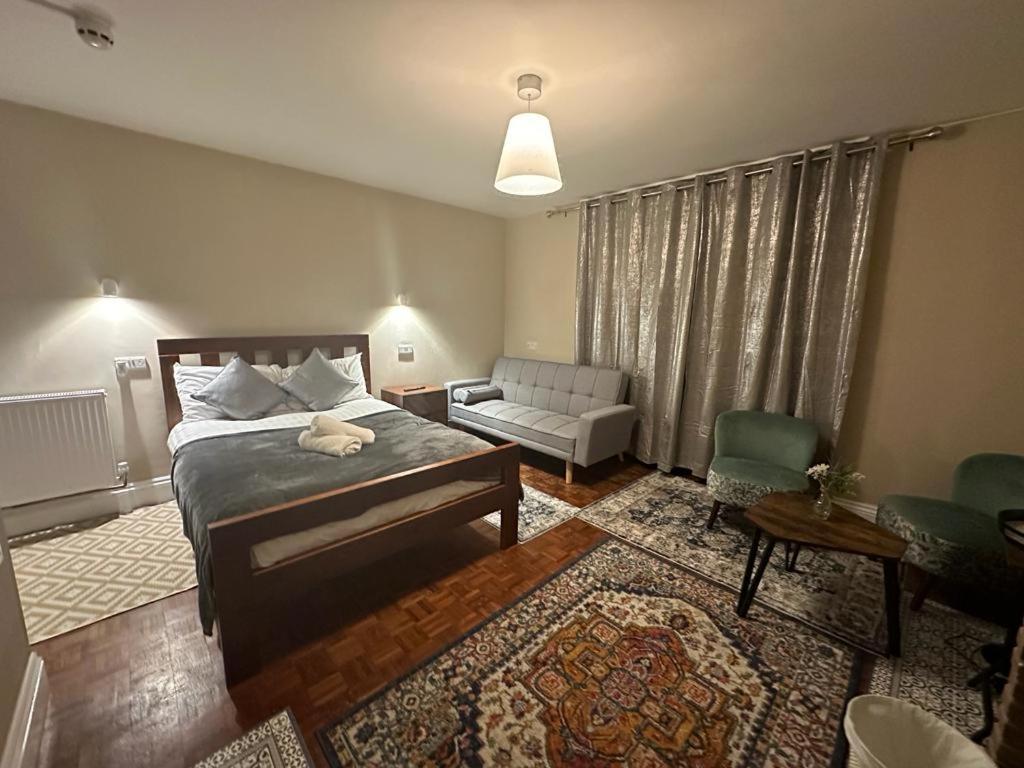 Aparthotel By The Sea, Portsmouth, Parking Ev 22kw Available *