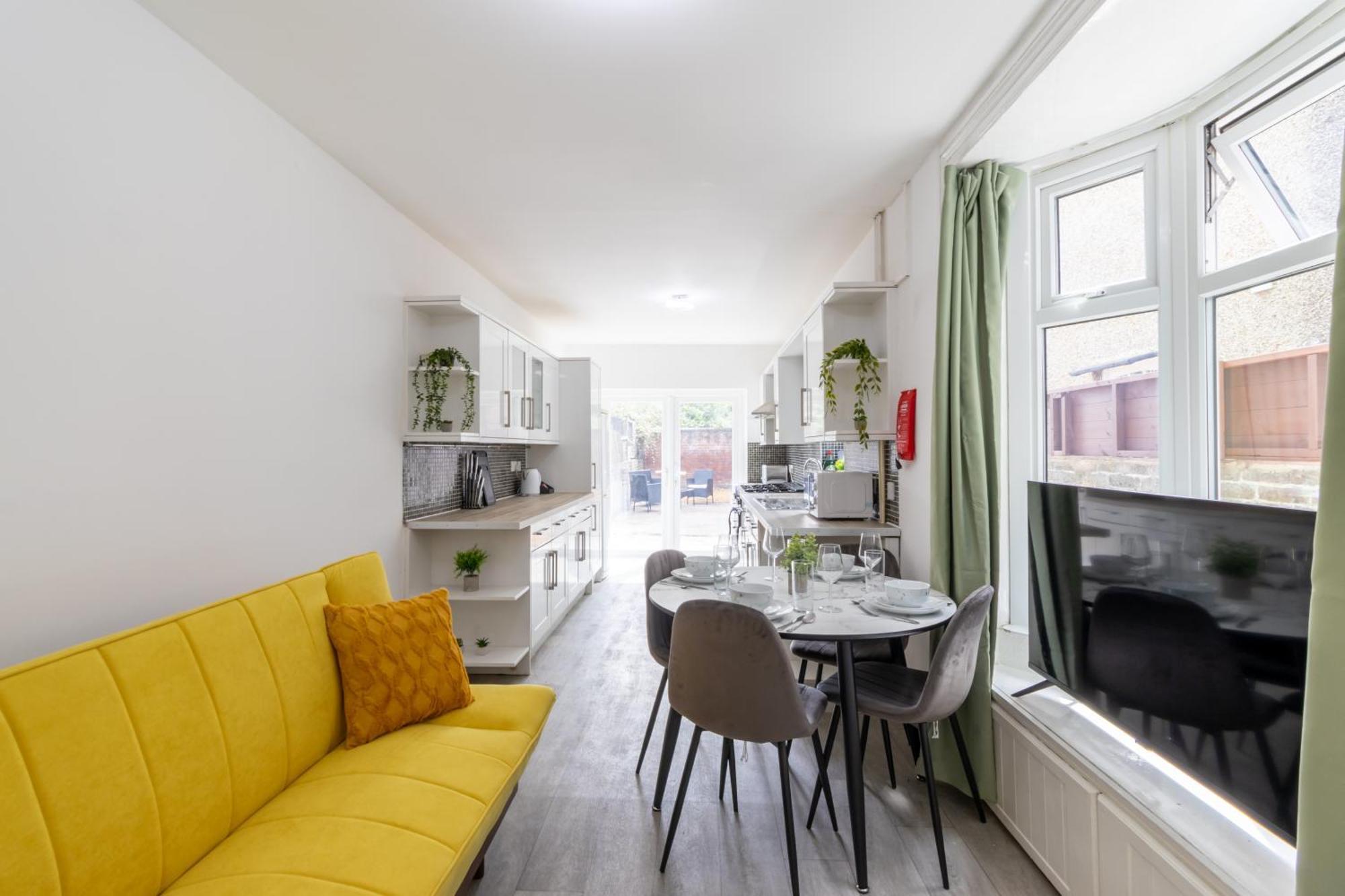 Open Mind - 6 Beds & Free Parking * Portsmouth