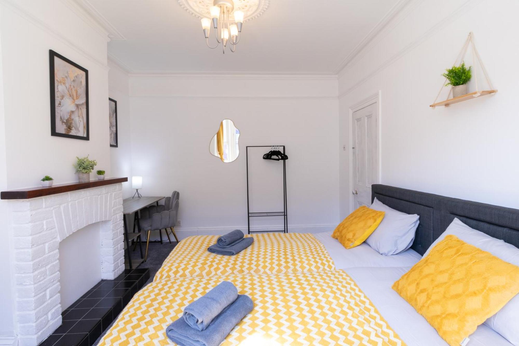 Holiday home Open Mind - Cosy - 6 Beds & Parking *