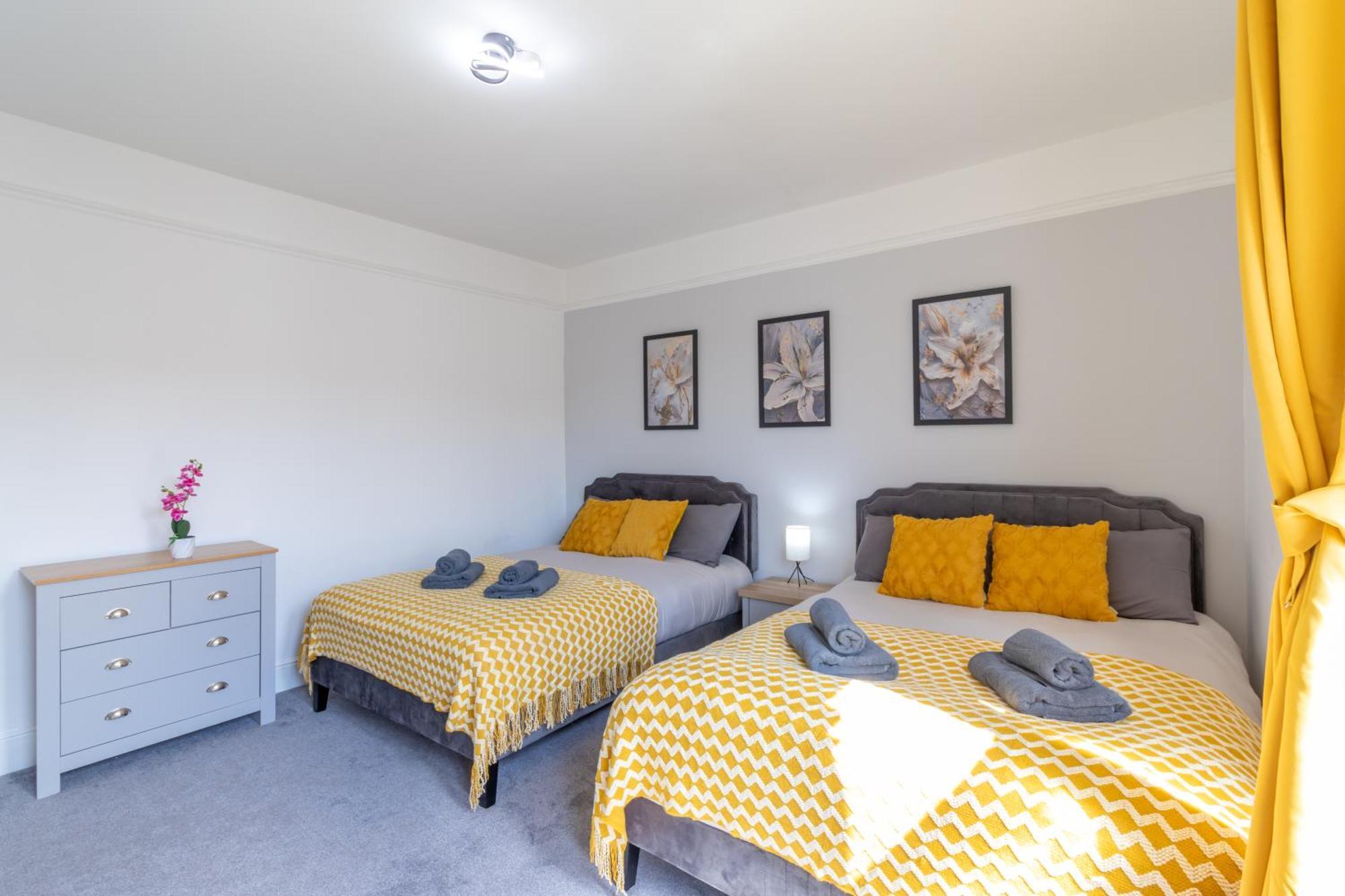 Open Mind - Cosy - 6 Beds & Parking