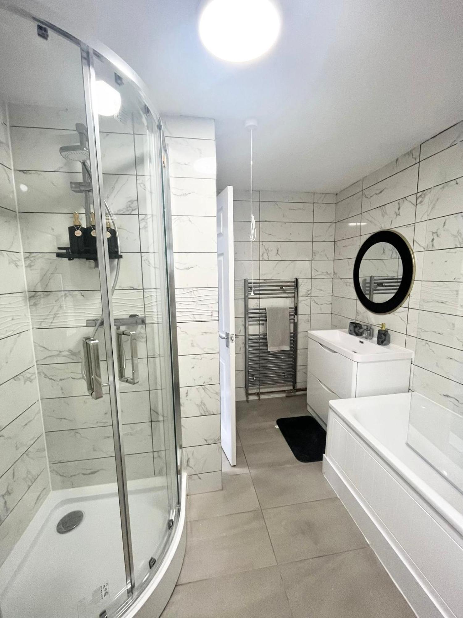 8-sleeper 4br 4bed 2bath Wi-fi Garden Tv Apartment *