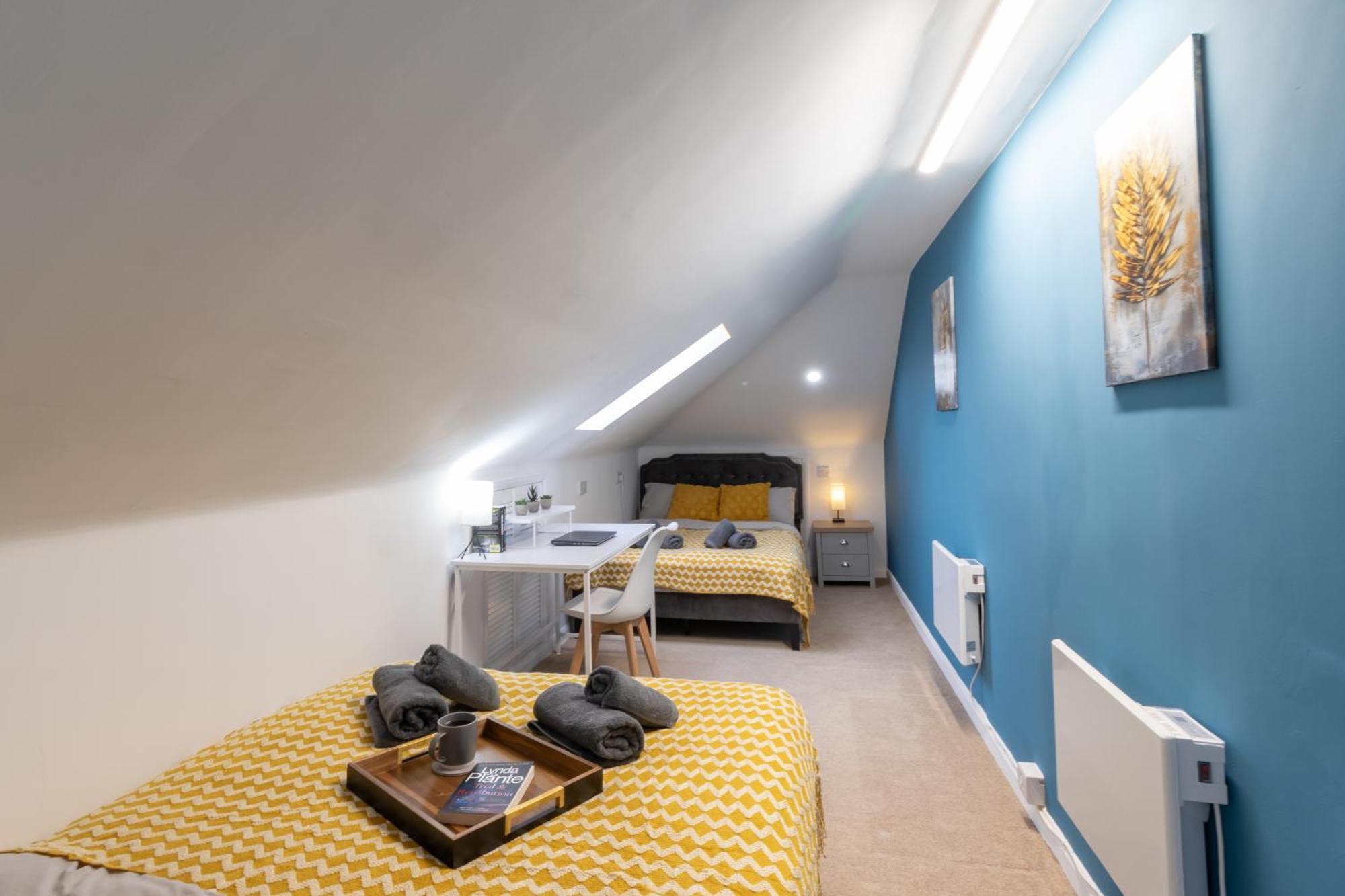 Open Mind - 4 Beds & Free Parking Apartment