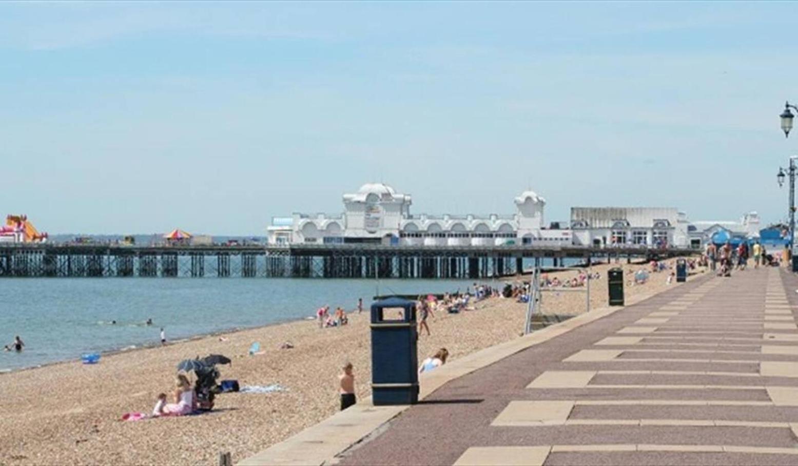 Cosy With Free Parking And Fast Internet Holiday home