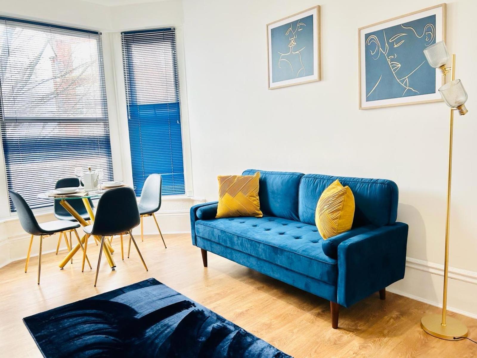 Apartment Hamilton House