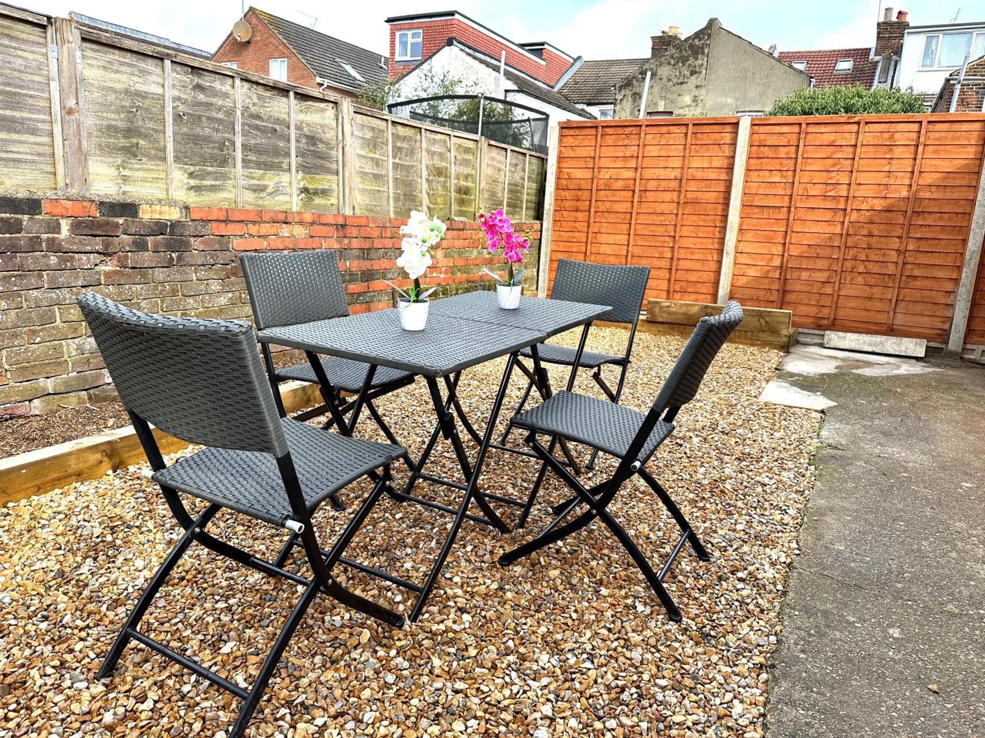 Open Mind Leisure - Luxury 5 Beds & Free Parking Holiday home *