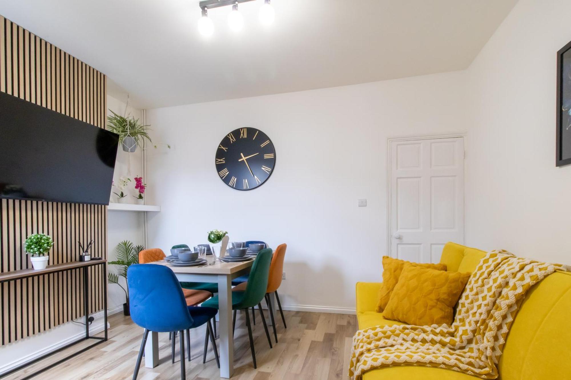 Holiday home Open Mind Leisure - Luxury 5 Beds & Free Parking *