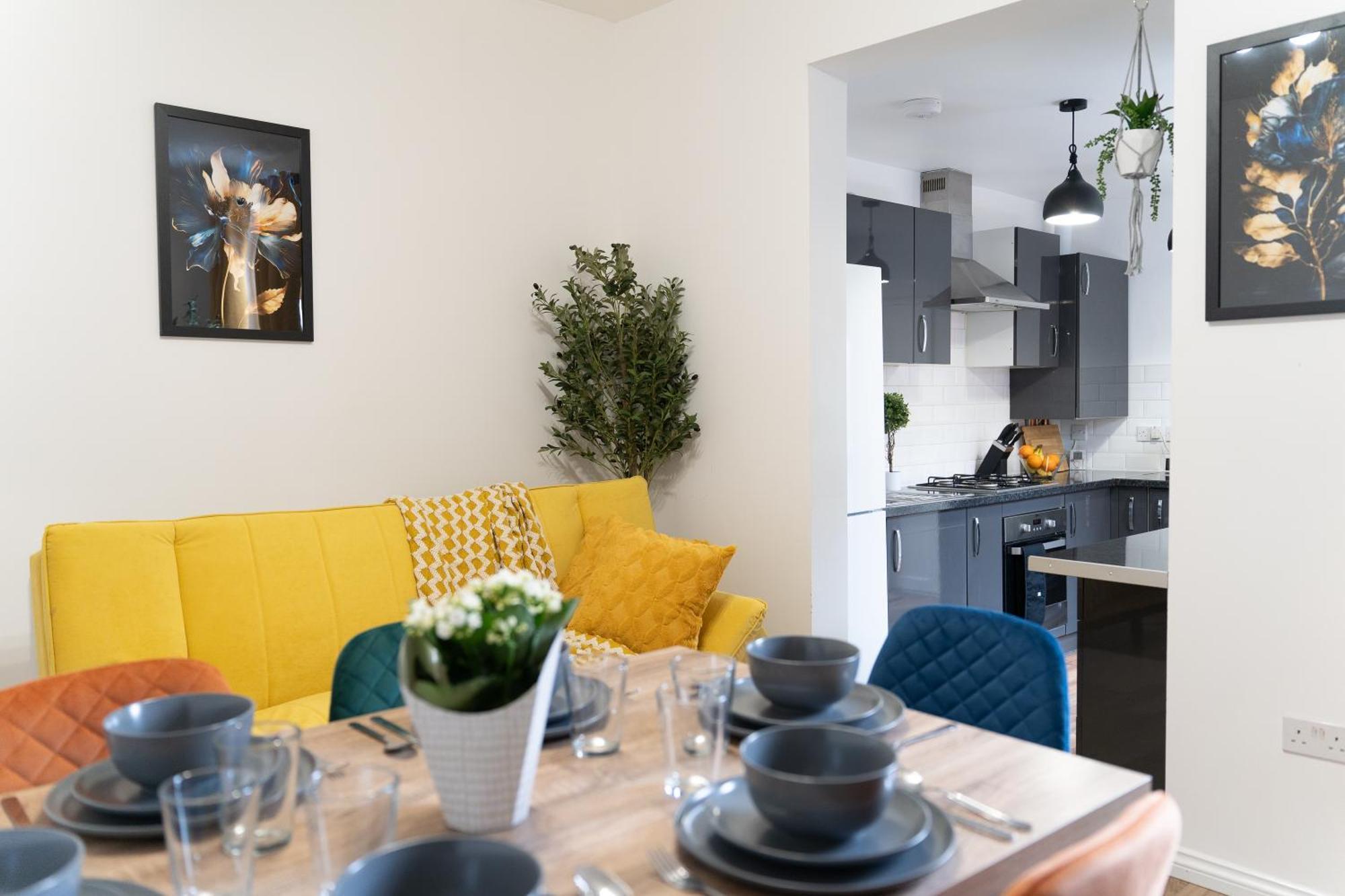 Open Mind Leisure - Luxury 5 Beds & Free Parking * Portsmouth