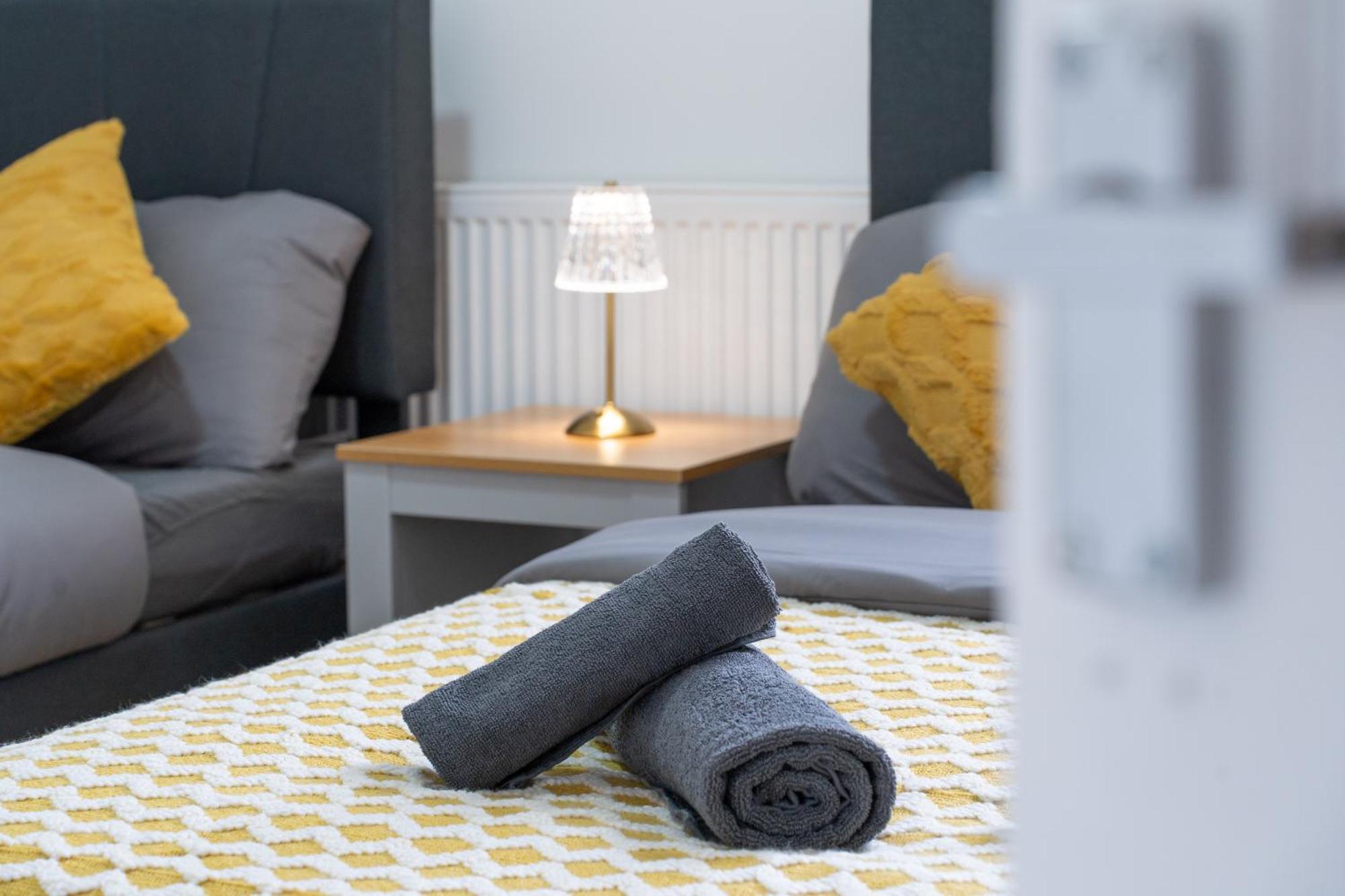 Holiday home Open Mind Leisure - Luxury 5 Beds & Free Parking