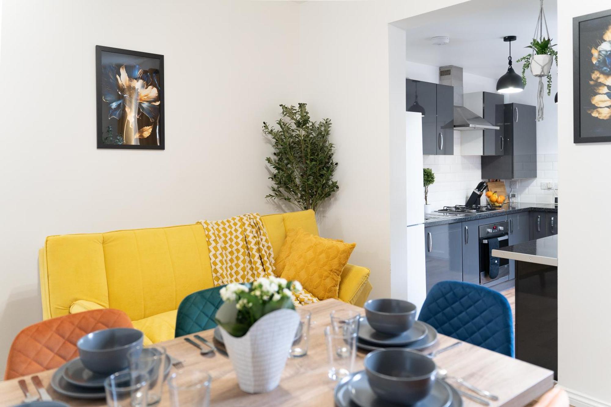 Holiday home Open Mind Leisure - Luxury 5 Beds & Free Parking *
