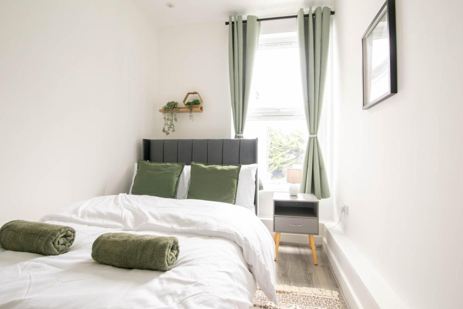 Contemporary 3 Bed In Southsea * Portsmouth