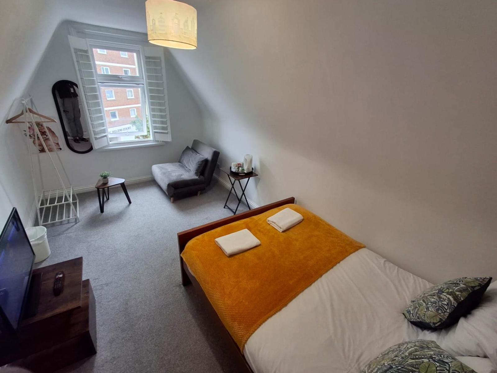 By The Sea, Portsmouth, Parking Ev 22kw Available Aparthotel Portsmouth