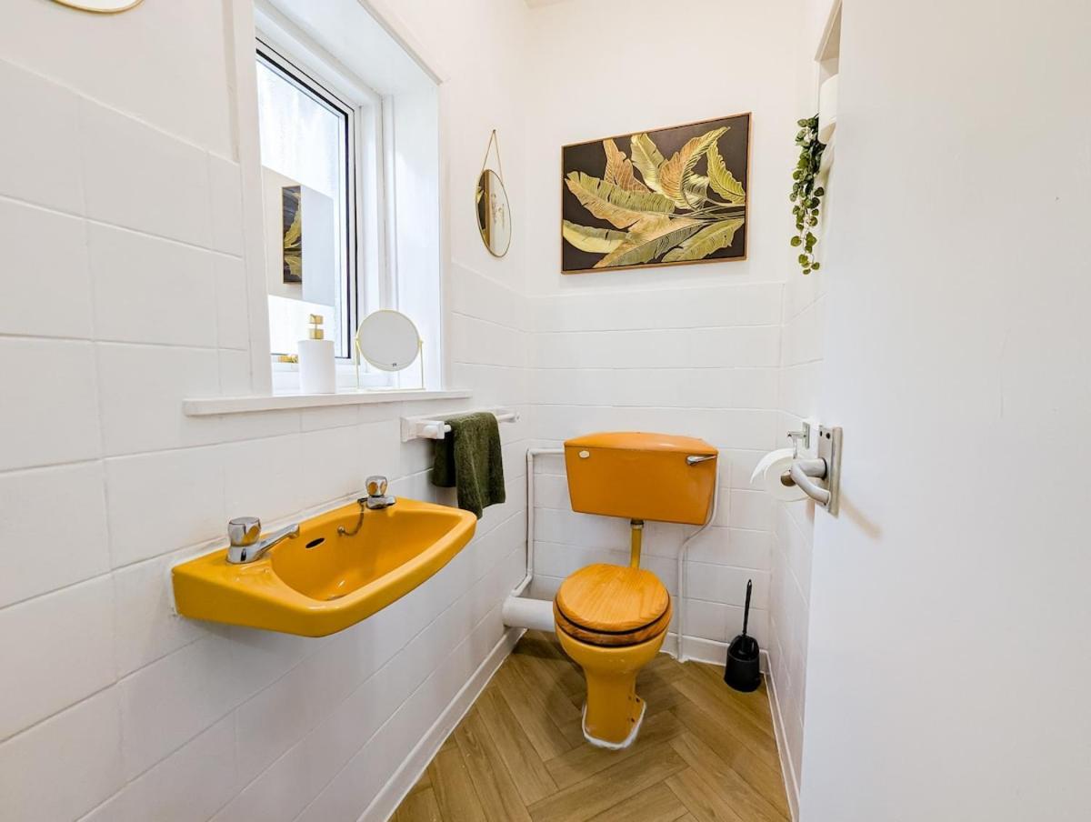 Holiday home In Portsmouth- Hot Tub - Sleeps 10 *