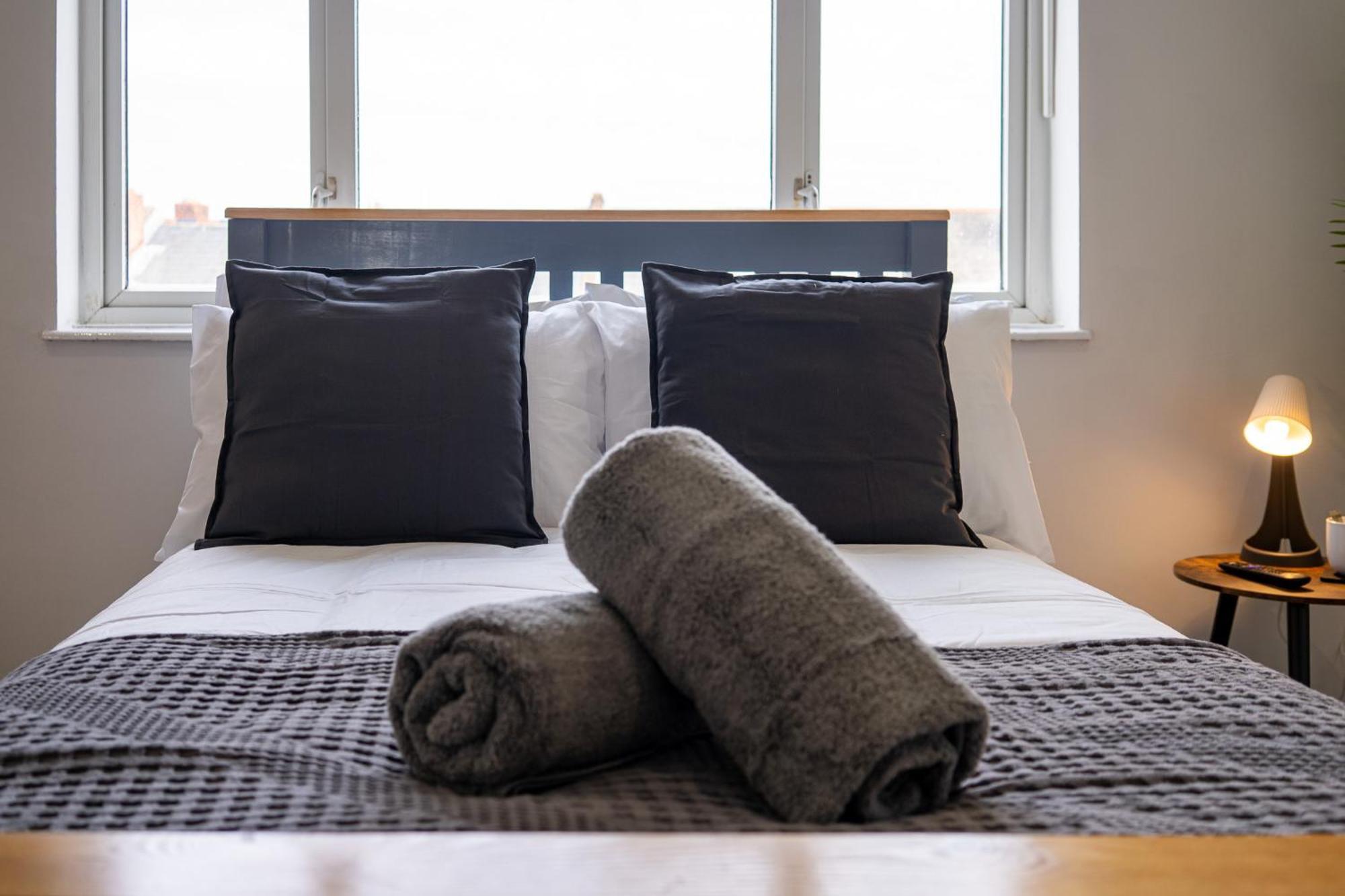 Contractor - Fast Wifi, Free Parking * Portsmouth