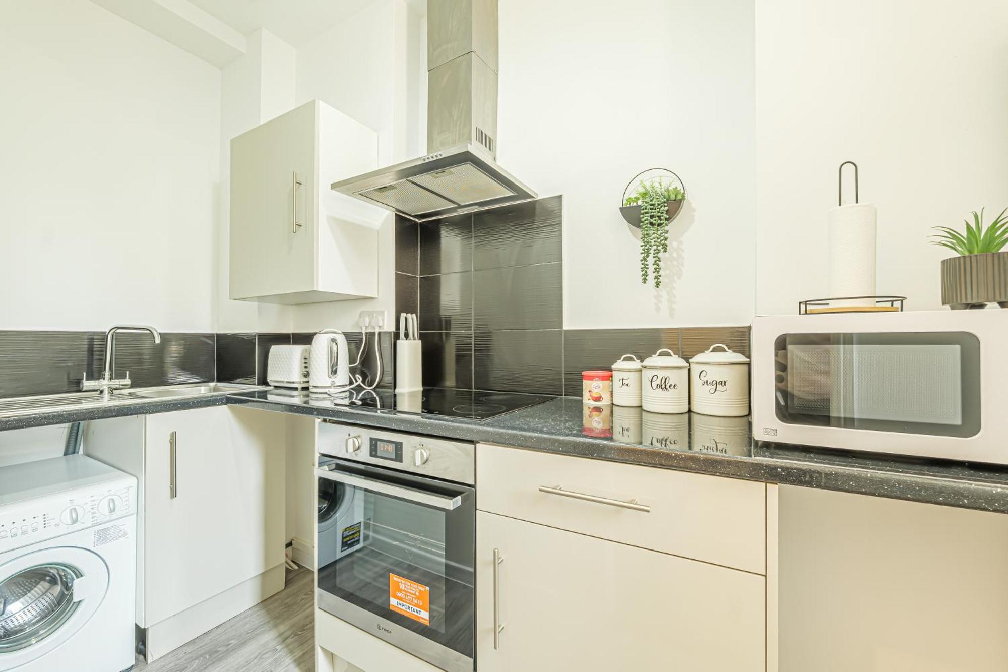 Large One Bedroom Southsea Sleeps 3 - Free Parking Apartamento *