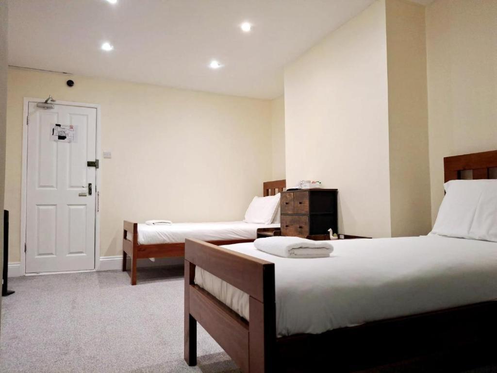 Aparthotel By The Sea, Portsmouth, Parking Ev 22kw Available