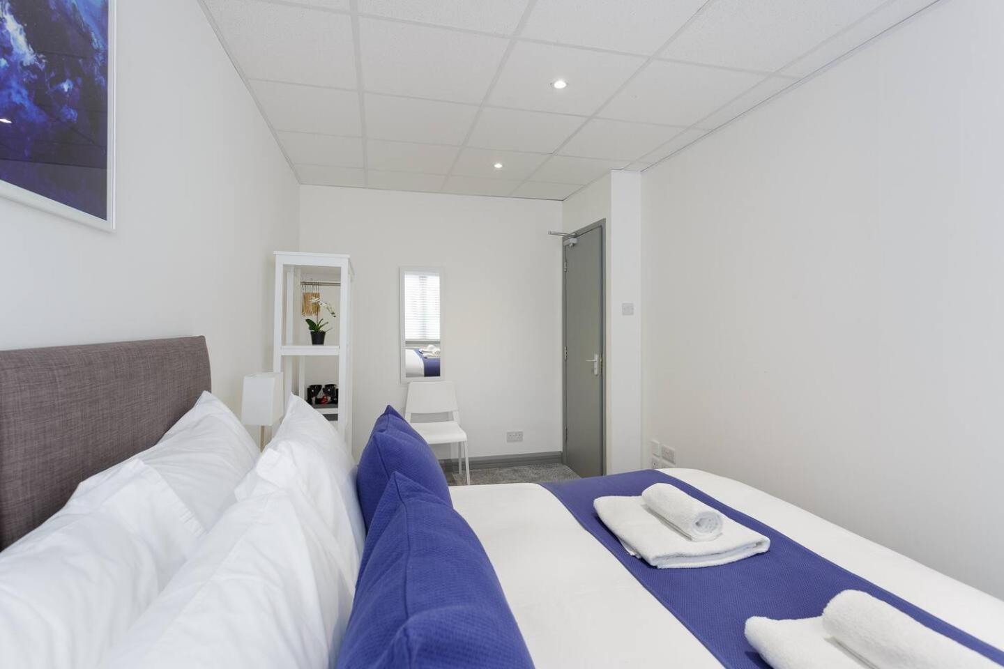 Sovereign Gate 2 - City Centre 2 Bed Wparking Portsmouth