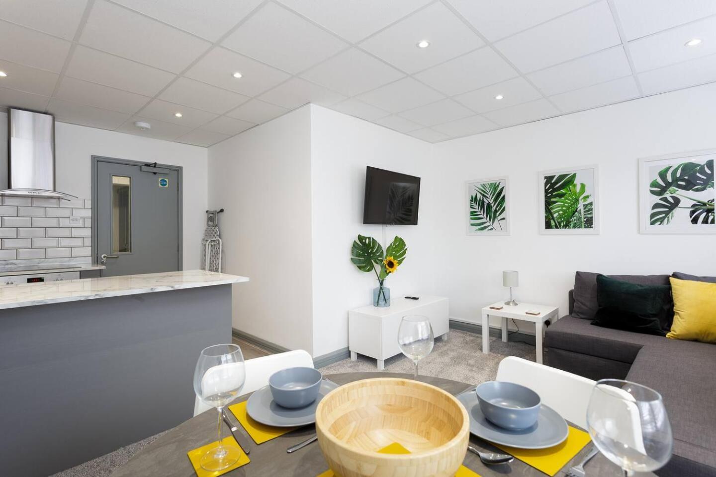 Apartment Sovereign Gate 2 - City Centre 2 Bed Wparking *