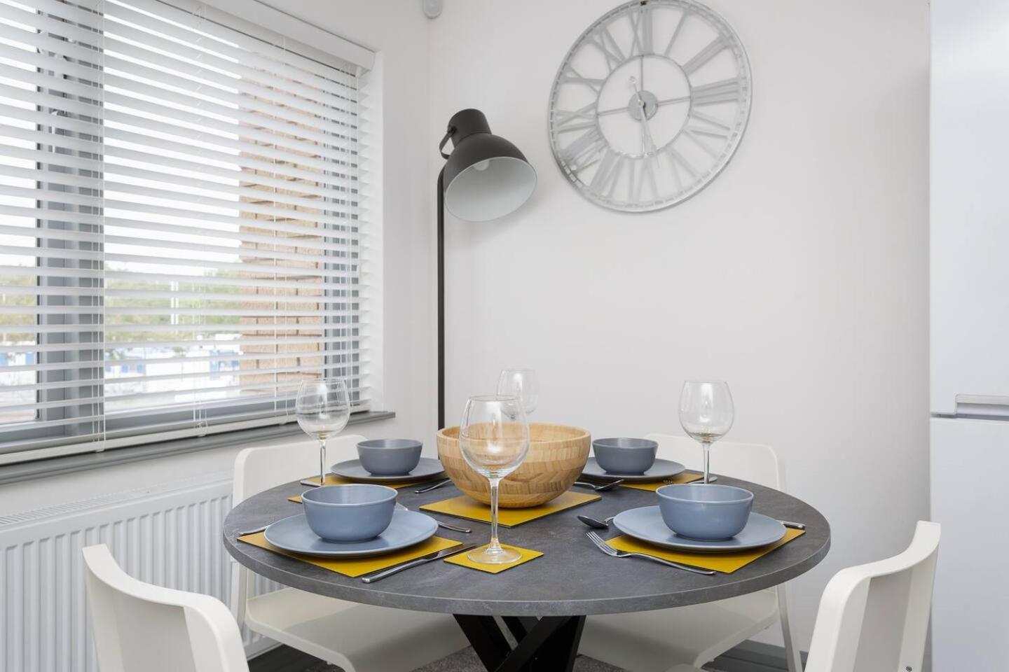 Sovereign Gate 2 - City Centre 2 Bed Wparking *