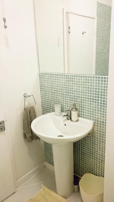 Stones Throw From The - Stunning Sea View Apartamento