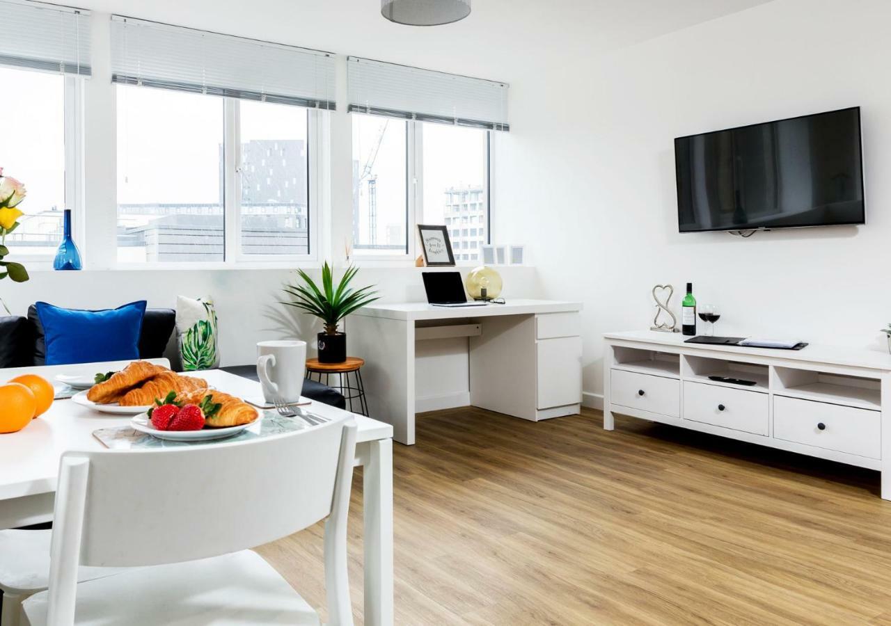 Apartment Centre