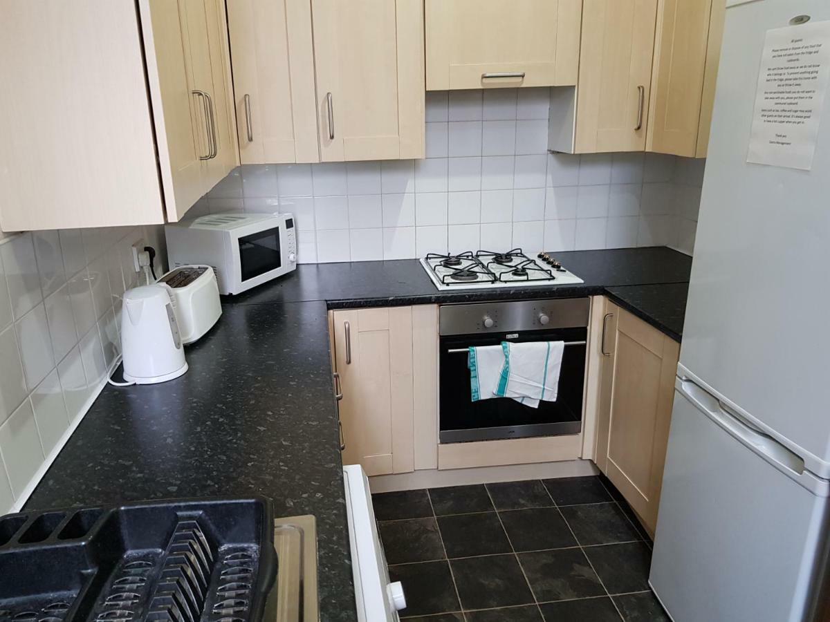 Liss Guest house 2*
