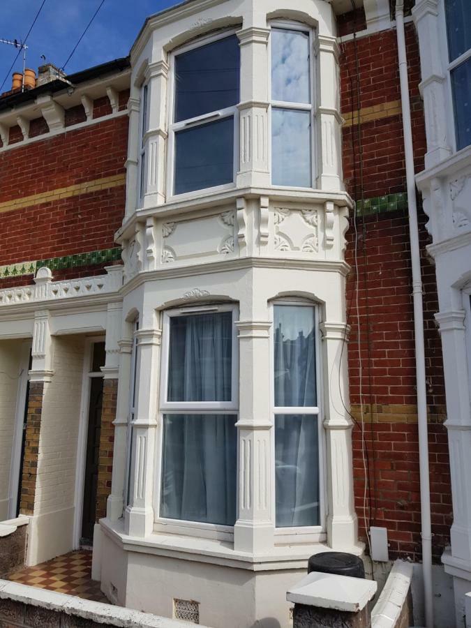 Liss Guest house 2*